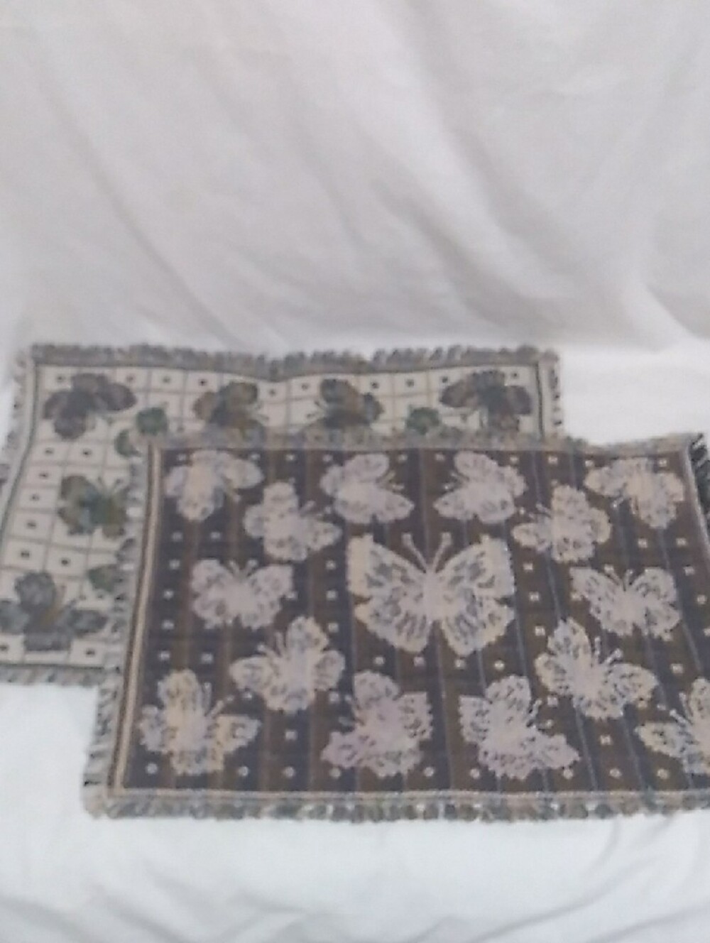 Vintage (2) Butterfly Woven Tapestry Fringed Place Mats (L1) - Picture 4 of 8